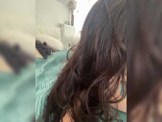 Foto porno Taanni ne arata tot la camera pe KUR.ro