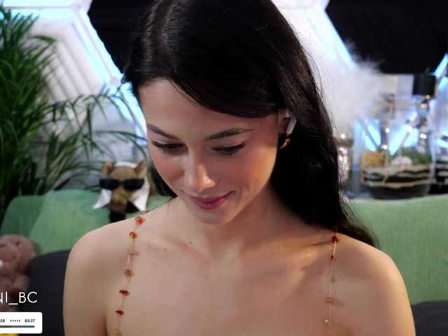 Foto porno Discutii intime cu Taanni pe KUR.ro