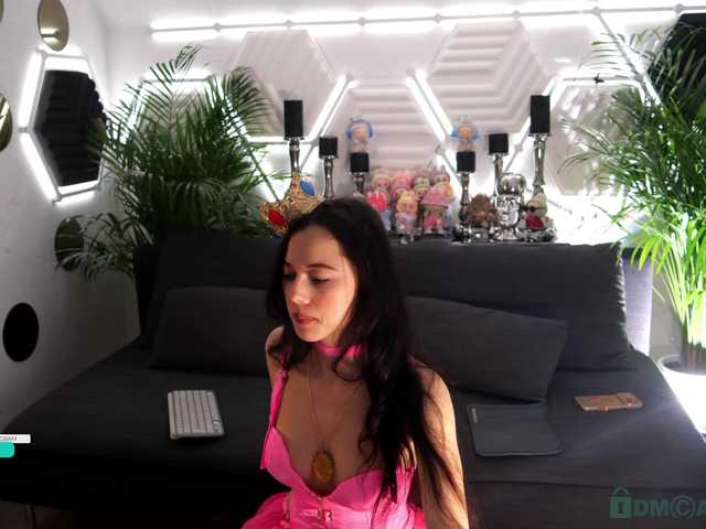 Foto porno Taanni ne arata tot la camera pe KUR.ro