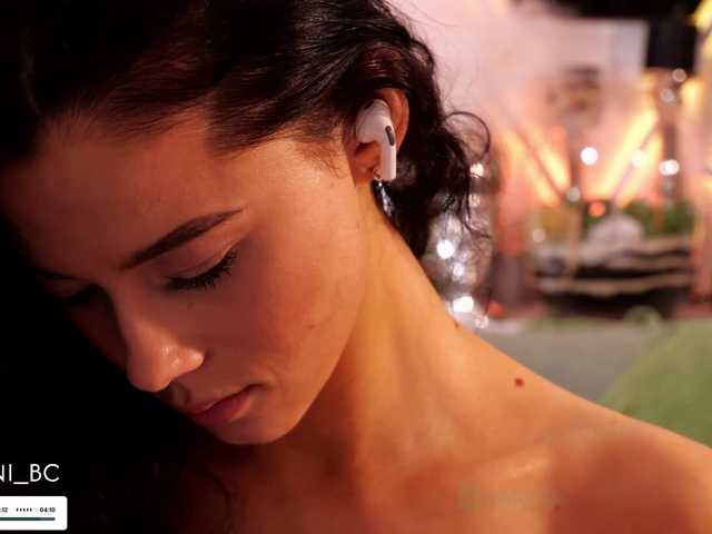 Foto porno Discutii intime cu Taanni pe KUR.ro