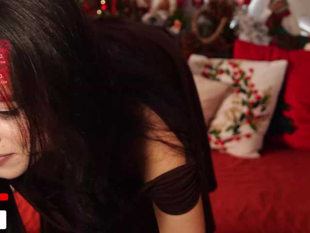 Foto porno Taanni ne arata tot la camera pe KUR.ro