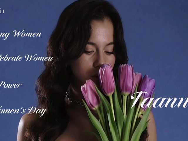 Foto porno Taanni ne arata tot la camera pe KUR.ro