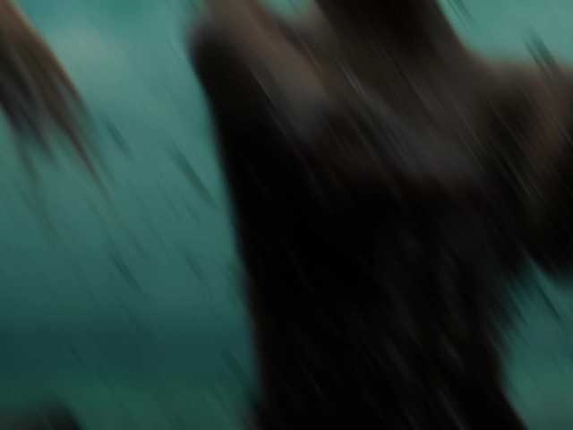 Foto porno Taanni ne arata tot la camera pe KUR.ro