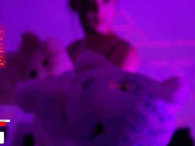 Foto porno Taanni ne arata tot la camera pe KUR.ro