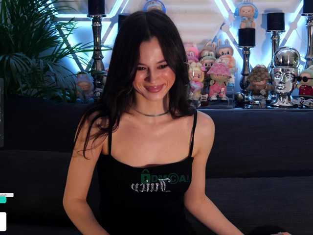 Foto porno Taanni ne arata tot la camera pe KUR.ro