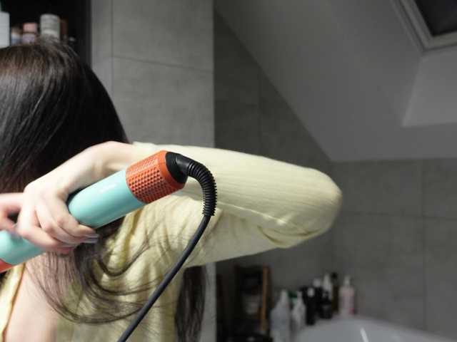 Foto porno Discutii intime cu Taanni pe KUR.ro