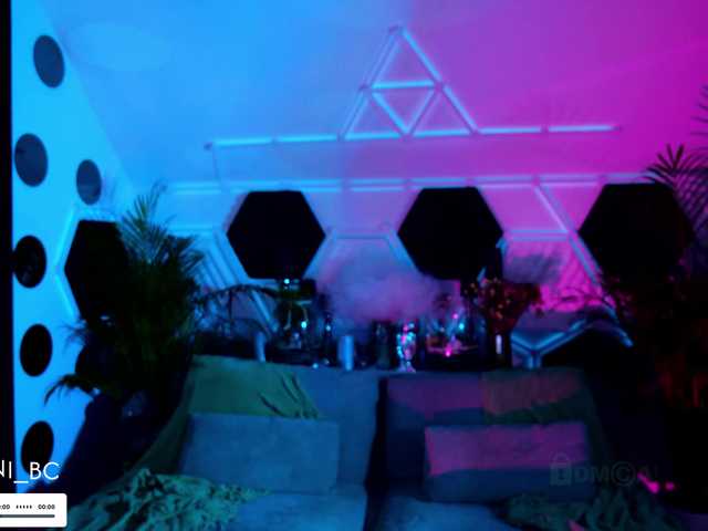 Foto porno Discutii intime cu Taanni pe KUR.ro