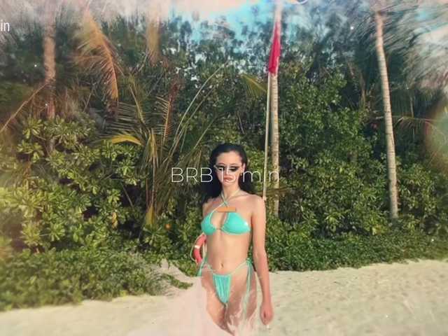 Foto porno Taanni ne arata tot la camera pe KUR.ro