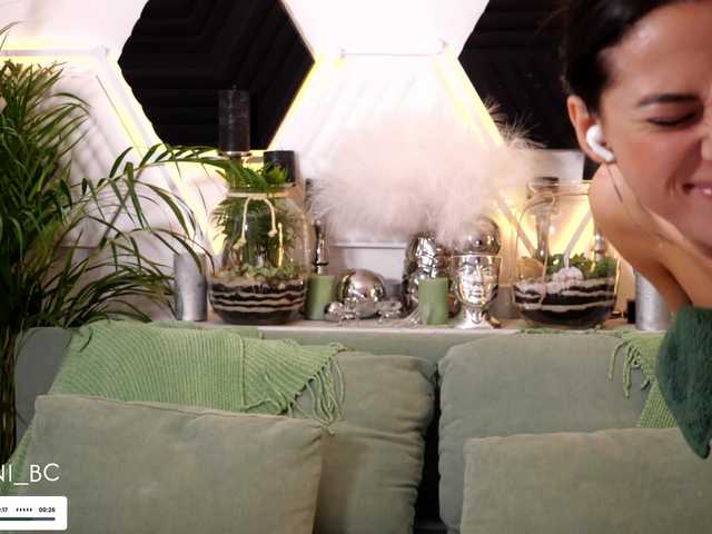 Foto porno Discutii intime cu Taanni pe KUR.ro