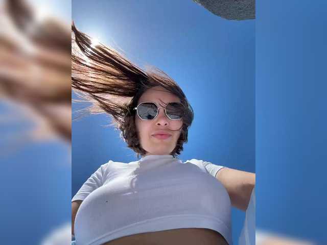 Foto porno Talilia se dezbraca la web pe BongaCams pe KUR.ro