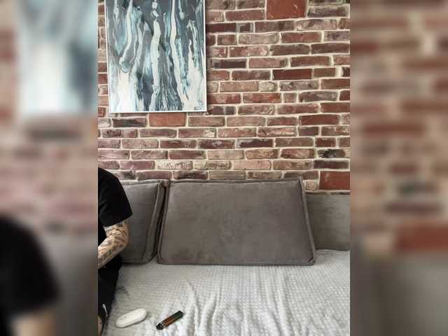 Foto porno TenDouble1 se dezbraca la web pe BongaCams pe KUR.ro