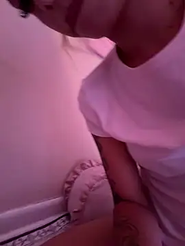 Foto porno Terribletabby se dezbraca la web pe StripChat pe KUR.ro