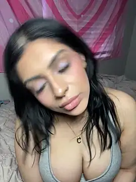 Foto porno Ce sexy este ThickerThanYoBitch pe KUR.ro