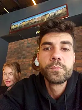 Foto porno Ganduri murdare cu TravelMommyBlair pe KUR.ro