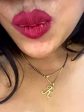 Foto erotica #299999 pe KUR.ro