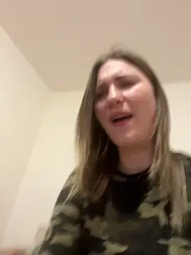 Foto porno Nebunii pe chat marca ViviVision99 pe KUR.ro