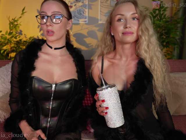 Foto porno -TATUHA- ne arata tot la camera pe KUR.ro