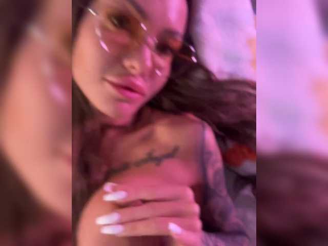 Foto porno Sex online cu Wild-Angel777 pe KUR.ro