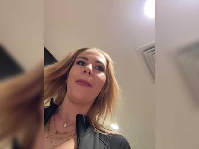 Foto porno Nebunii pe chat marca XXXMISSA69 pe KUR.ro