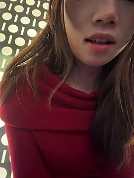 Foto porno Ganduri murdare cu Yiyi-707 pe KUR.ro