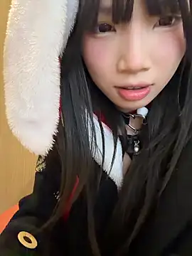 Foto porno Ganduri murdare cu Yiyi-707 pe KUR.ro