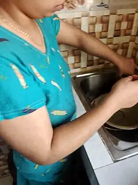 Foto porno Ce sexy este primawera-alisa pe KUR.ro