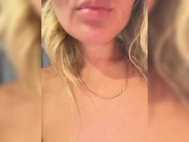Foto porno Fantezii cu YuliyaLasker pe BongaCams pe KUR.ro