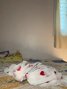 Foto porno ZeherKiZara ne arata tot la camera pe KUR.ro