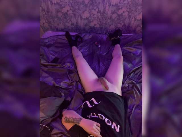 Foto porno Rina-P se dezbraca la web pe BongaCams pe KUR.ro