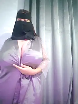 Foto porno Nebunii pe chat marca _arabica_ pe KUR.ro
