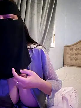 Foto porno Nebunii pe chat marca _arabica_ pe KUR.ro