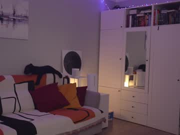 Foto porno Sex online cu _blackbee_ pe KUR.ro