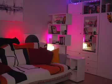 Foto porno _blackbee_ vrea sex pe Chaturbate pe KUR.ro