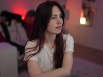 Foto porno _blackbee_ vrea sex pe Chaturbate pe KUR.ro