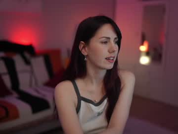 Foto porno _blackbee_ vrea sex pe Chaturbate pe KUR.ro