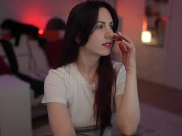 Foto porno _blackbee_ vrea sex pe Chaturbate pe KUR.ro