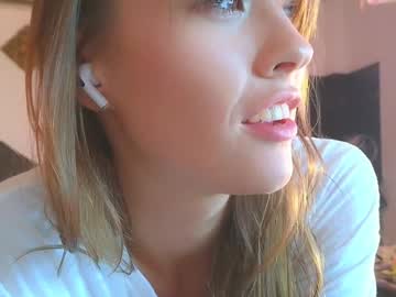 Foto porno _demi_dee_ se dezbraca la web pe Chaturbate pe KUR.ro