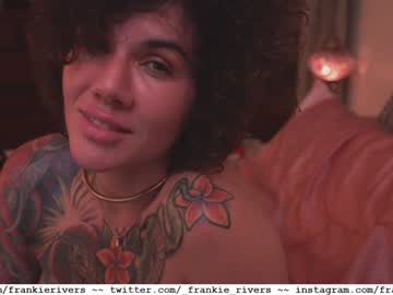 Foto porno Sex online cu _frankie_rivers pe KUR.ro