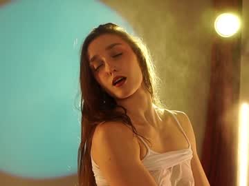 Foto porno Ganduri murdare cu _meganmeow_ pe KUR.ro