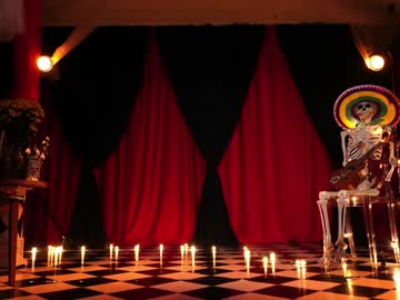 Foto porno Ganduri murdare cu _meganmeow_ pe KUR.ro