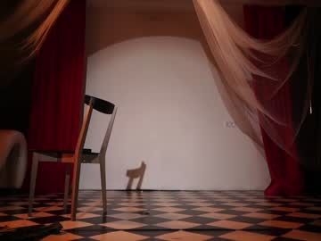 Foto porno Ganduri murdare cu _meganmeow_ pe KUR.ro