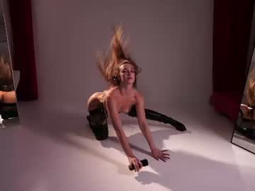 Foto porno Ganduri murdare cu _meganmeow_ pe KUR.ro