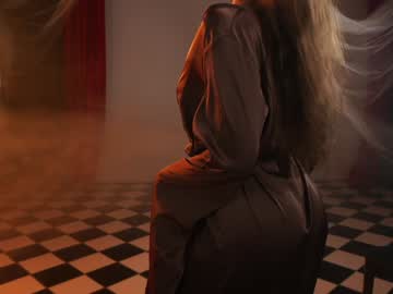 Foto porno Ganduri murdare cu _meganmeow_ pe KUR.ro