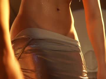 Foto porno Ganduri murdare cu _meganmeow_ pe KUR.ro