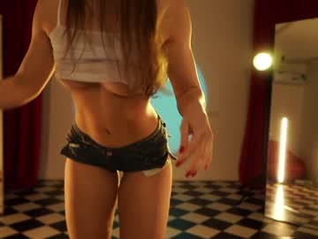 Foto porno Ganduri murdare cu _meganmeow_ pe KUR.ro