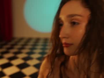 Foto porno Ganduri murdare cu _meganmeow_ pe KUR.ro
