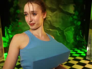 Foto porno Nebunii pe chat marca caitcat1 pe KUR.ro