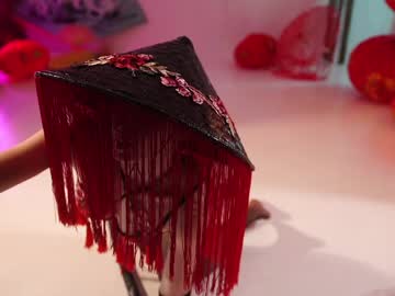 Foto porno Ganduri murdare cu _meganmeow_ pe KUR.ro