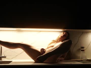 Foto porno Ganduri murdare cu _meganmeow_ pe KUR.ro