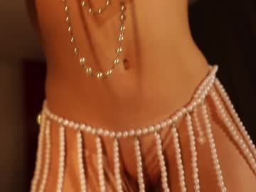 Foto porno Ganduri murdare cu _meganmeow_ pe KUR.ro
